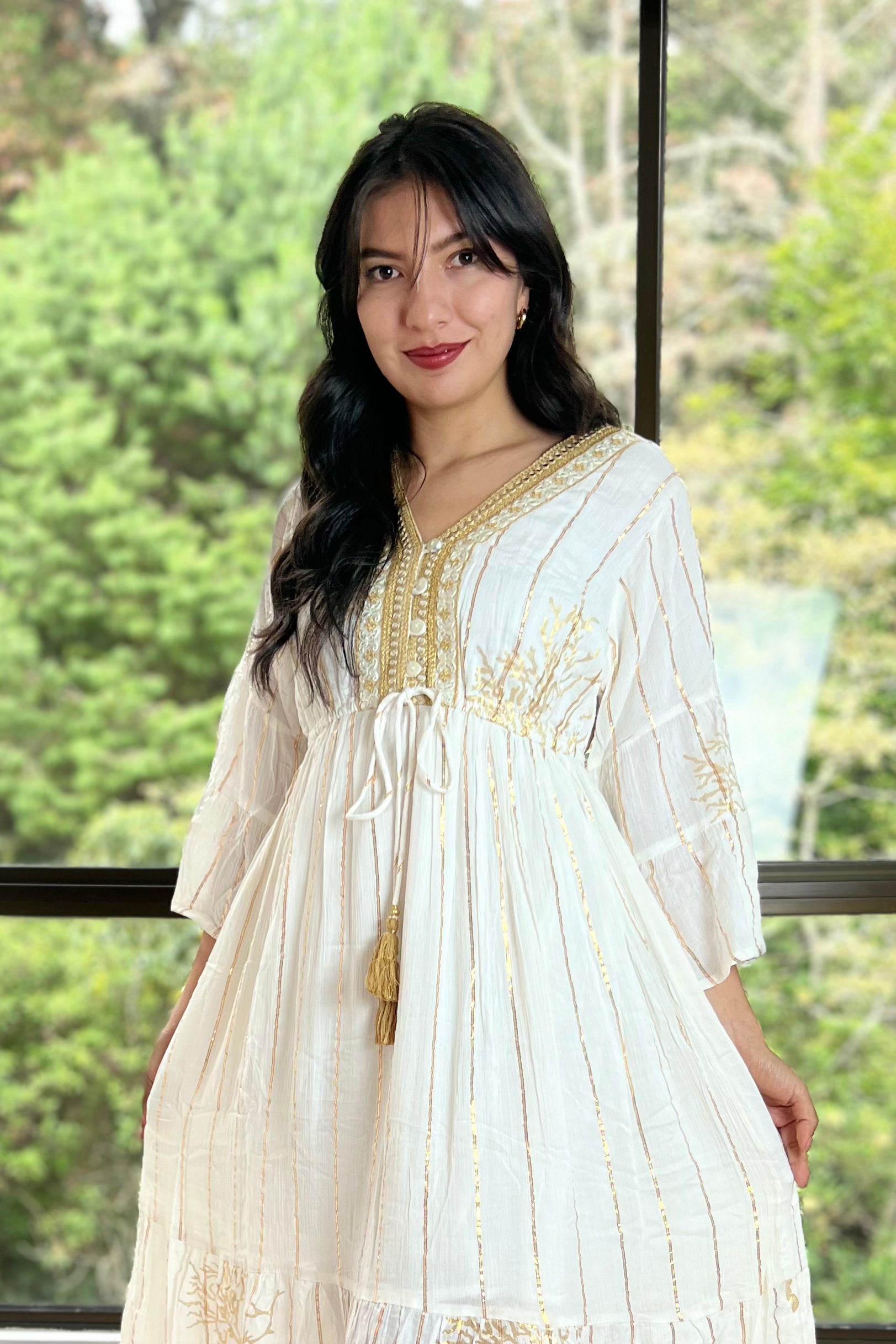 Vestido Kaftan Apliques Dorados