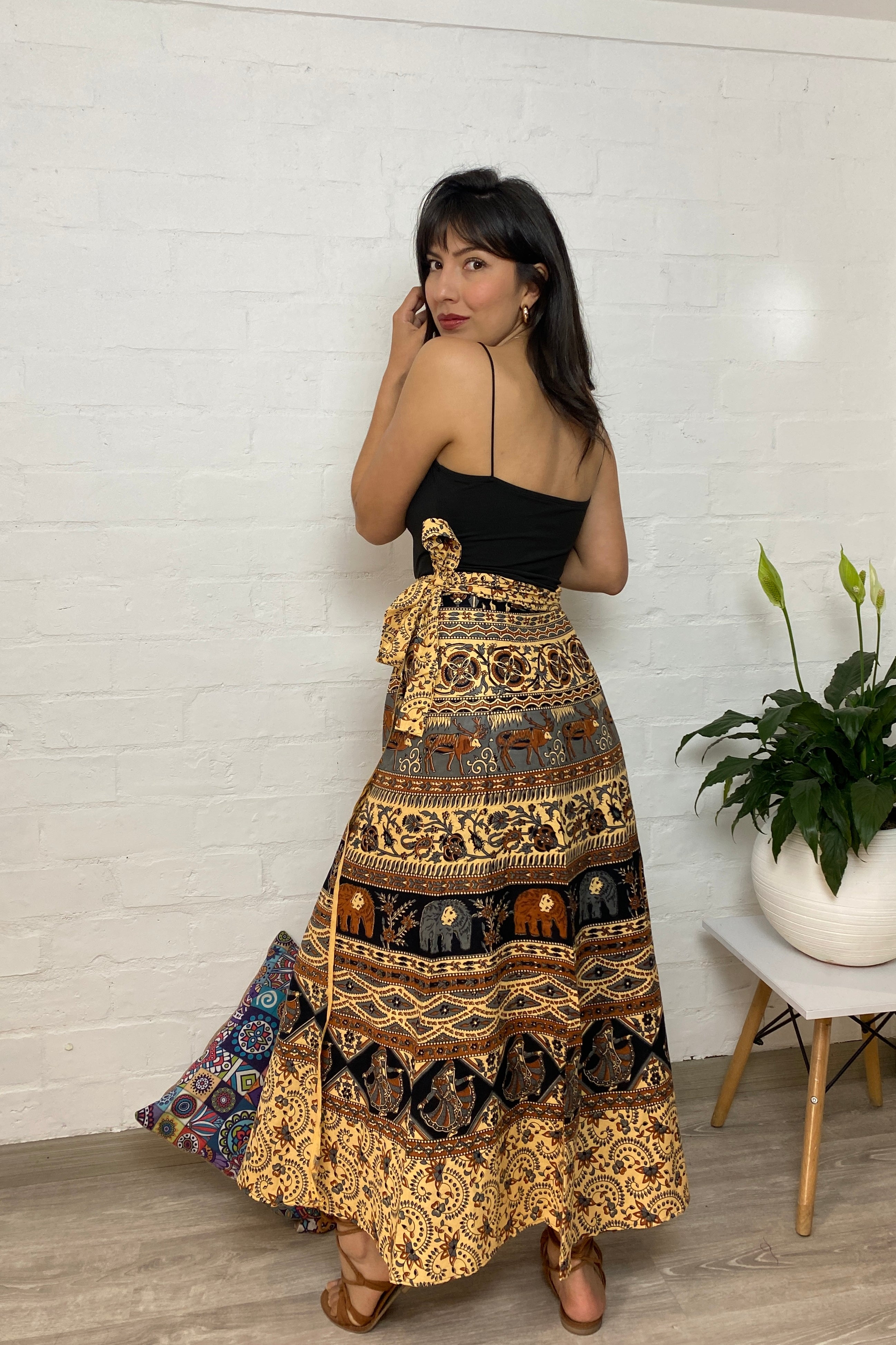 Falda Larga Envolvente