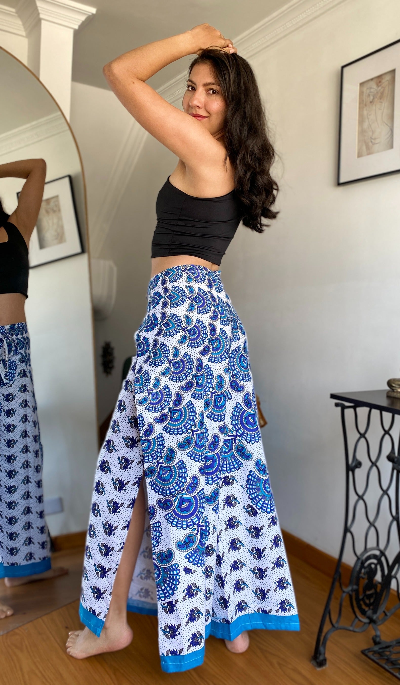 Pantalón Mariposa blanco y azul