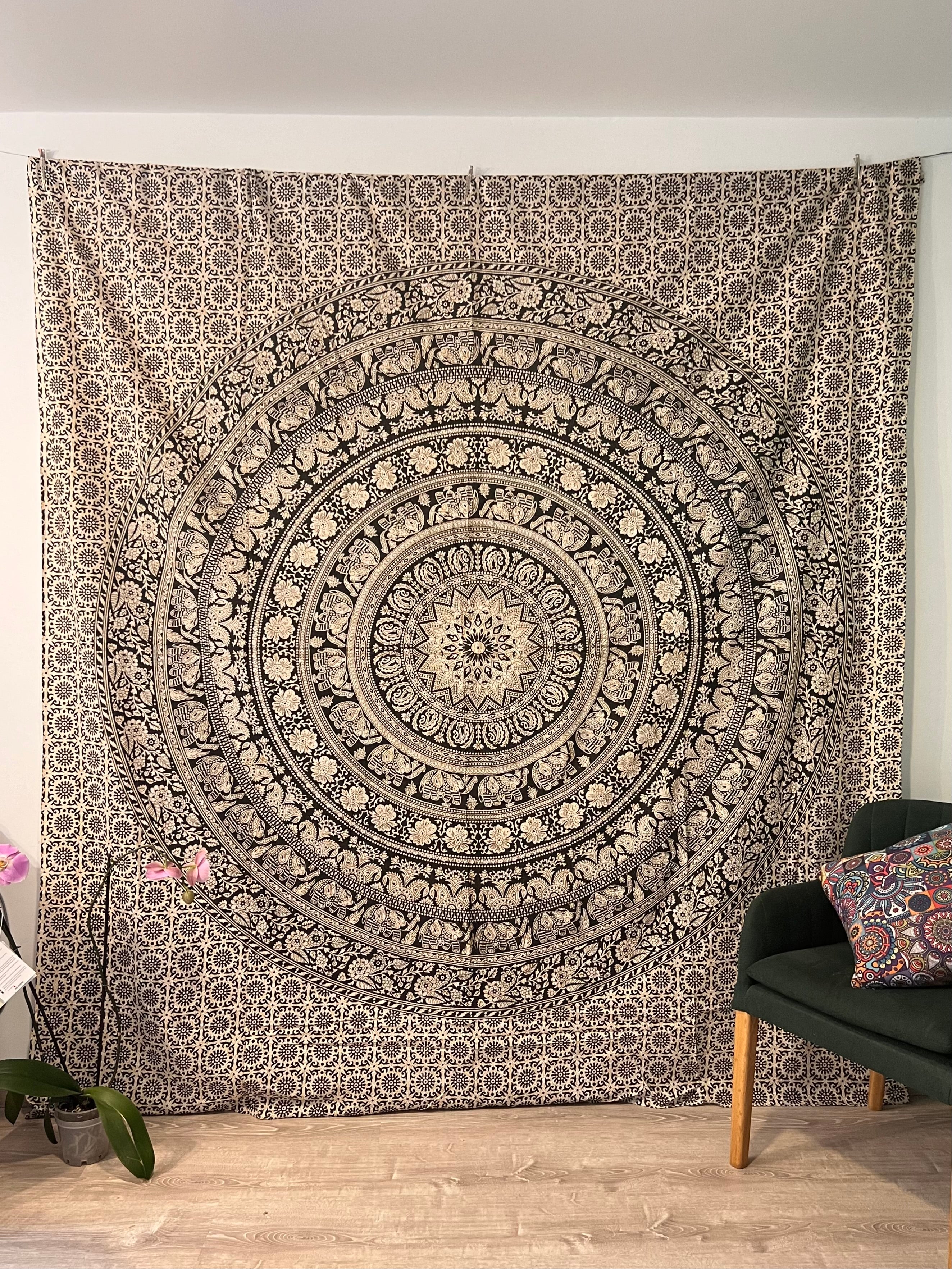 Tela Mandala Beige y negro