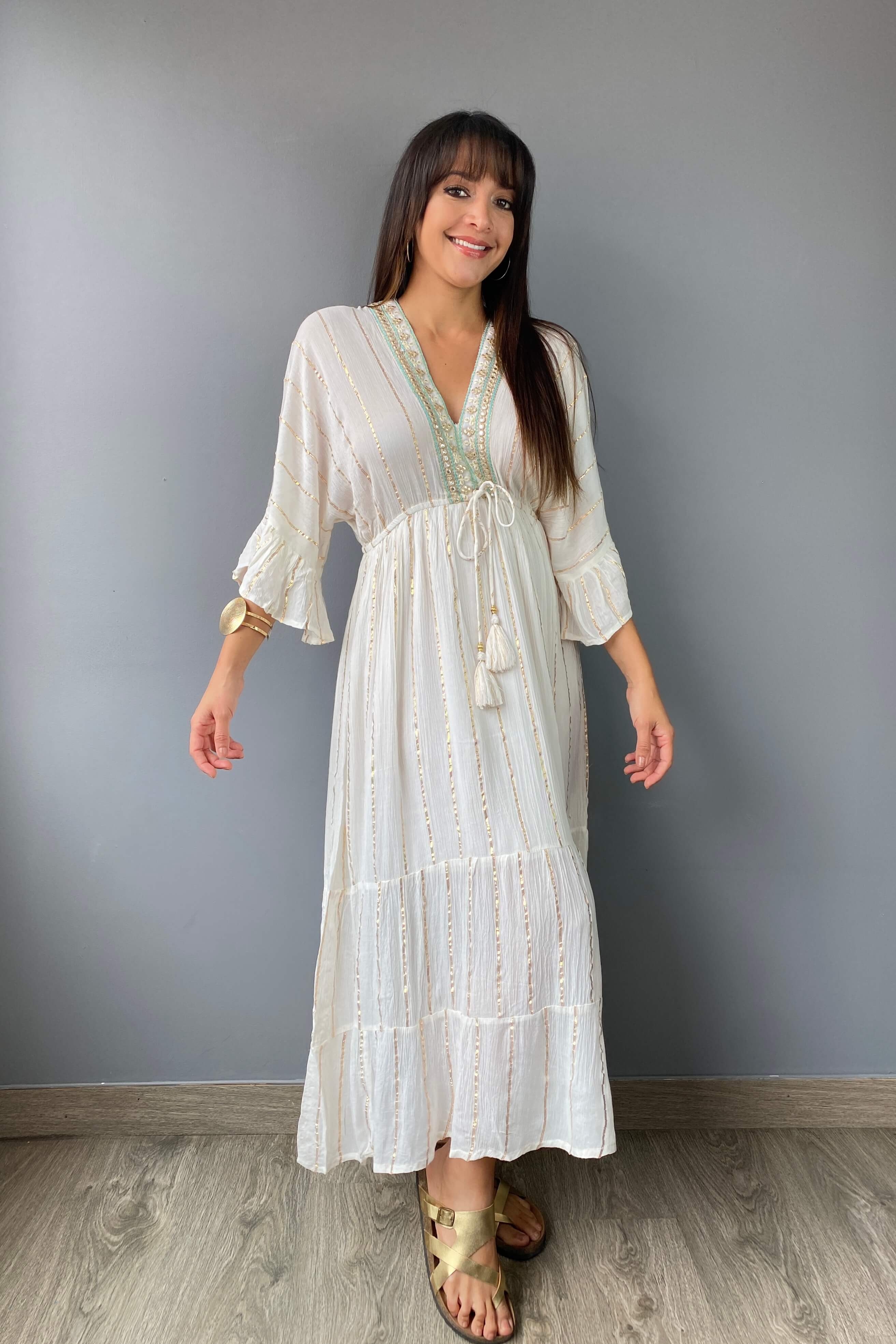 Vestido Kaftan Apliques Dorados