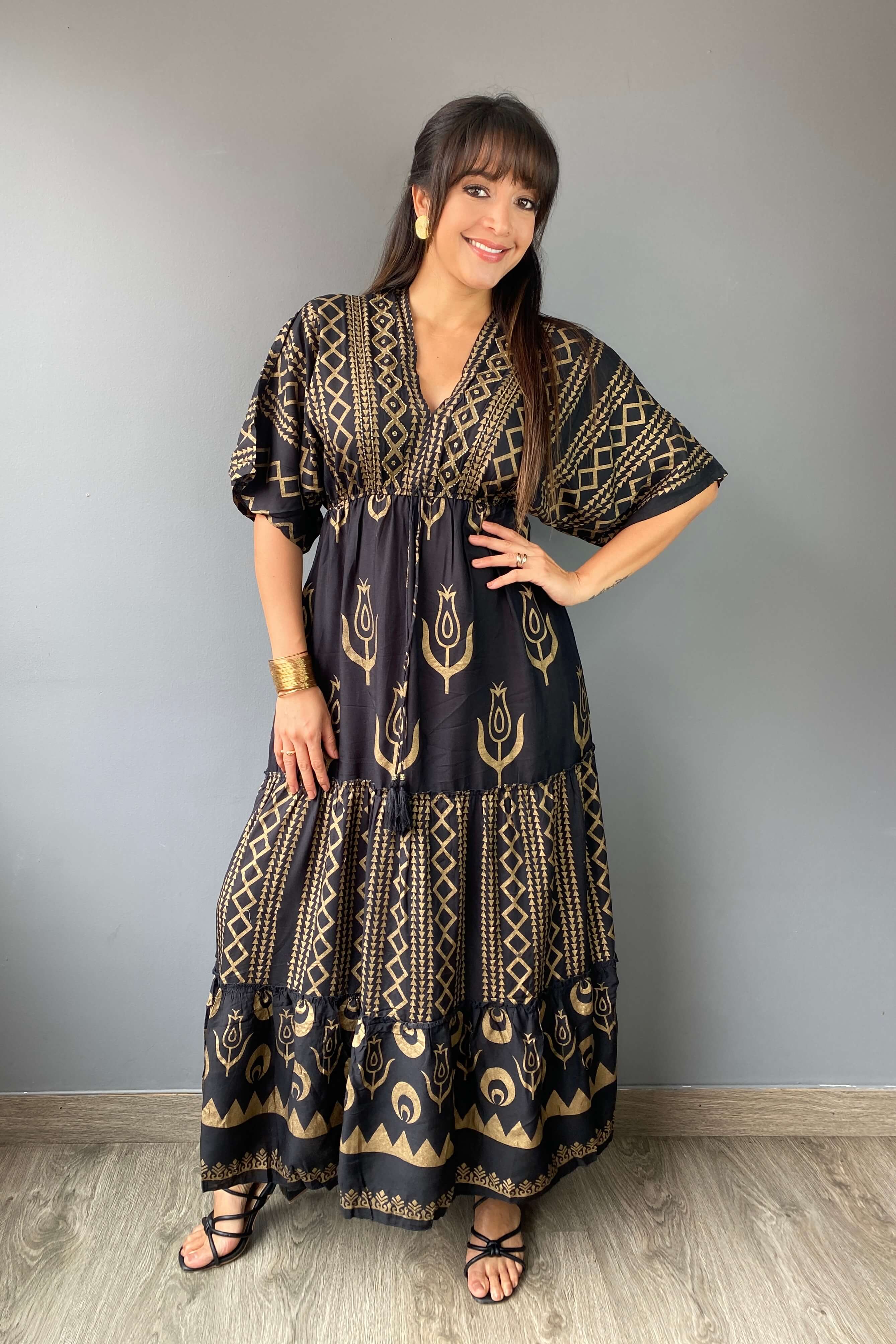 Vestido Kaftan Negro Dorado