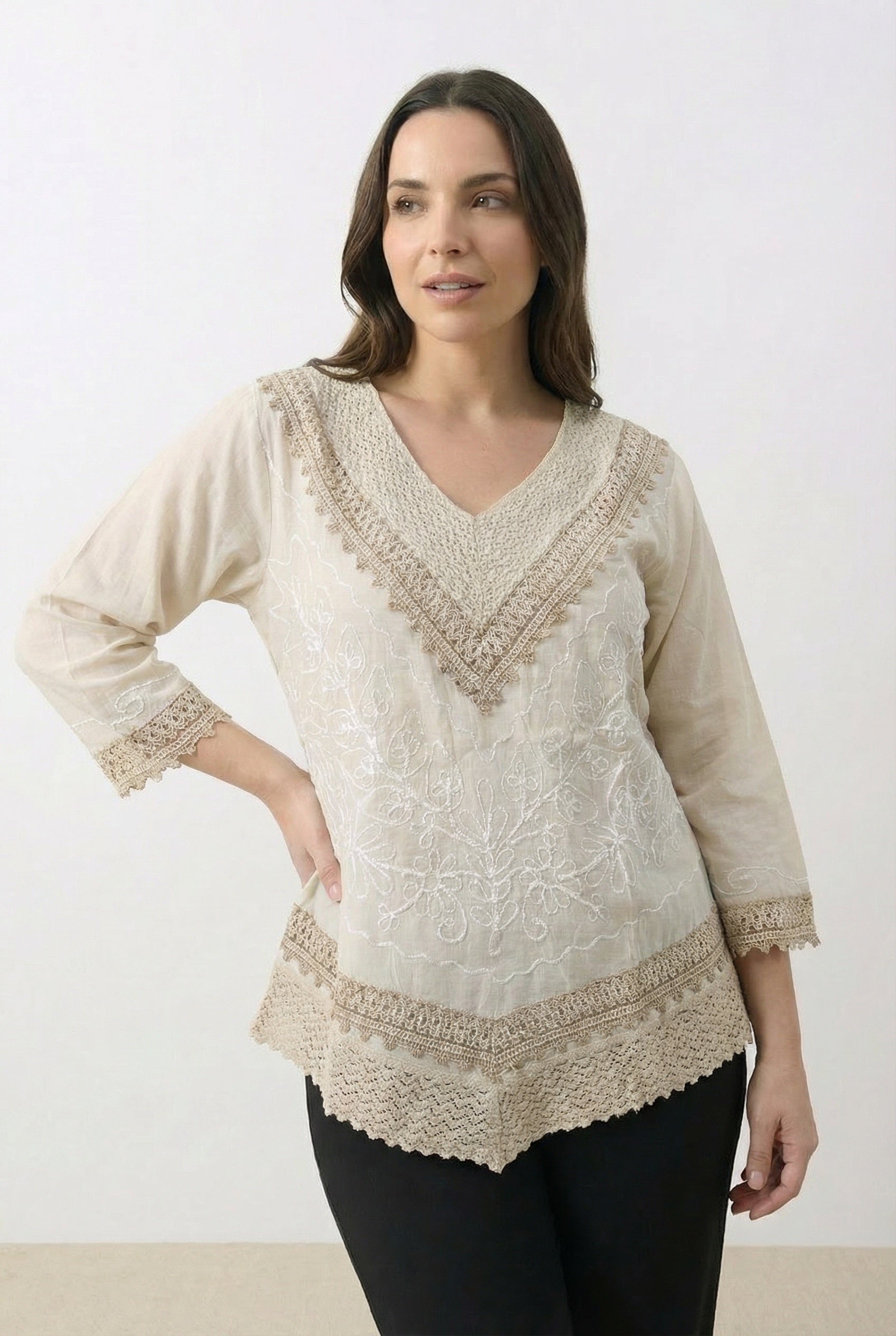 Bluson Beige Bordado - Seleno Shop