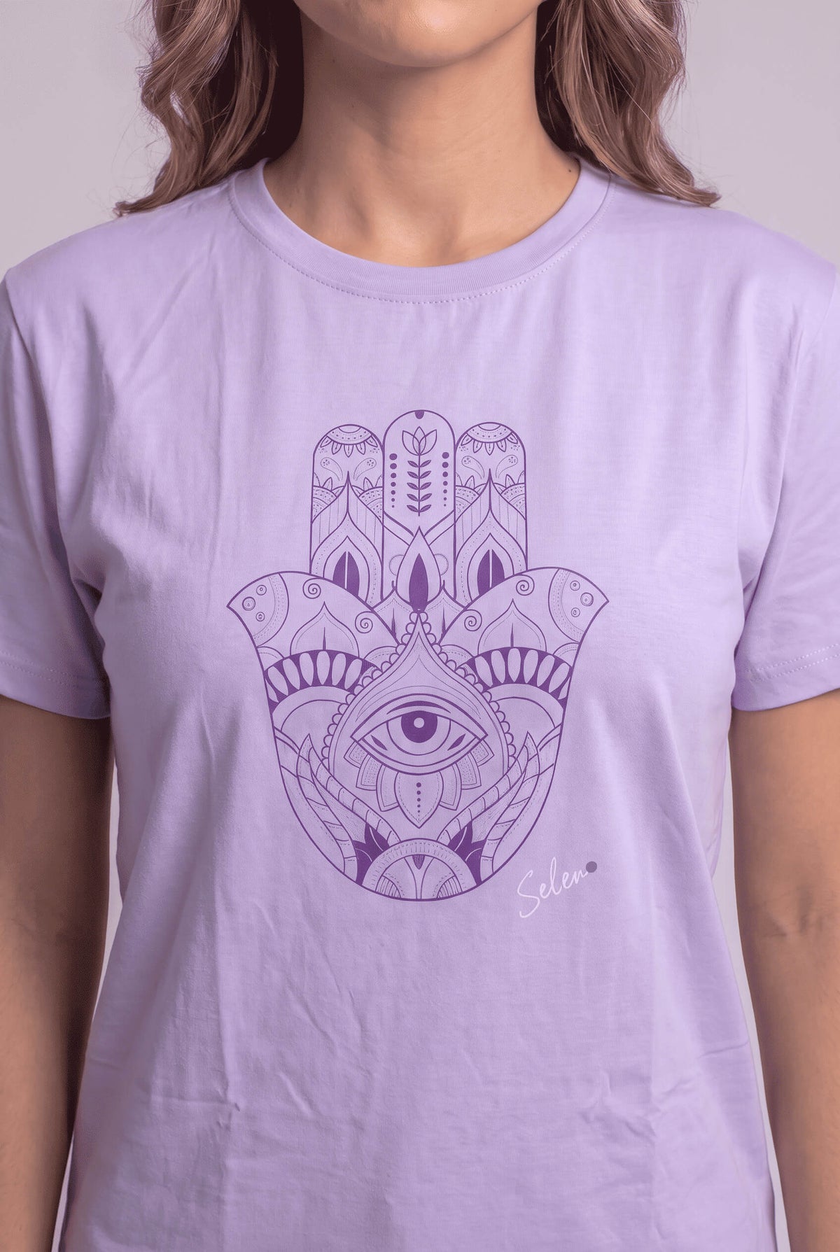 Camisetas Lila Mano Hamsa - Seleno Shop