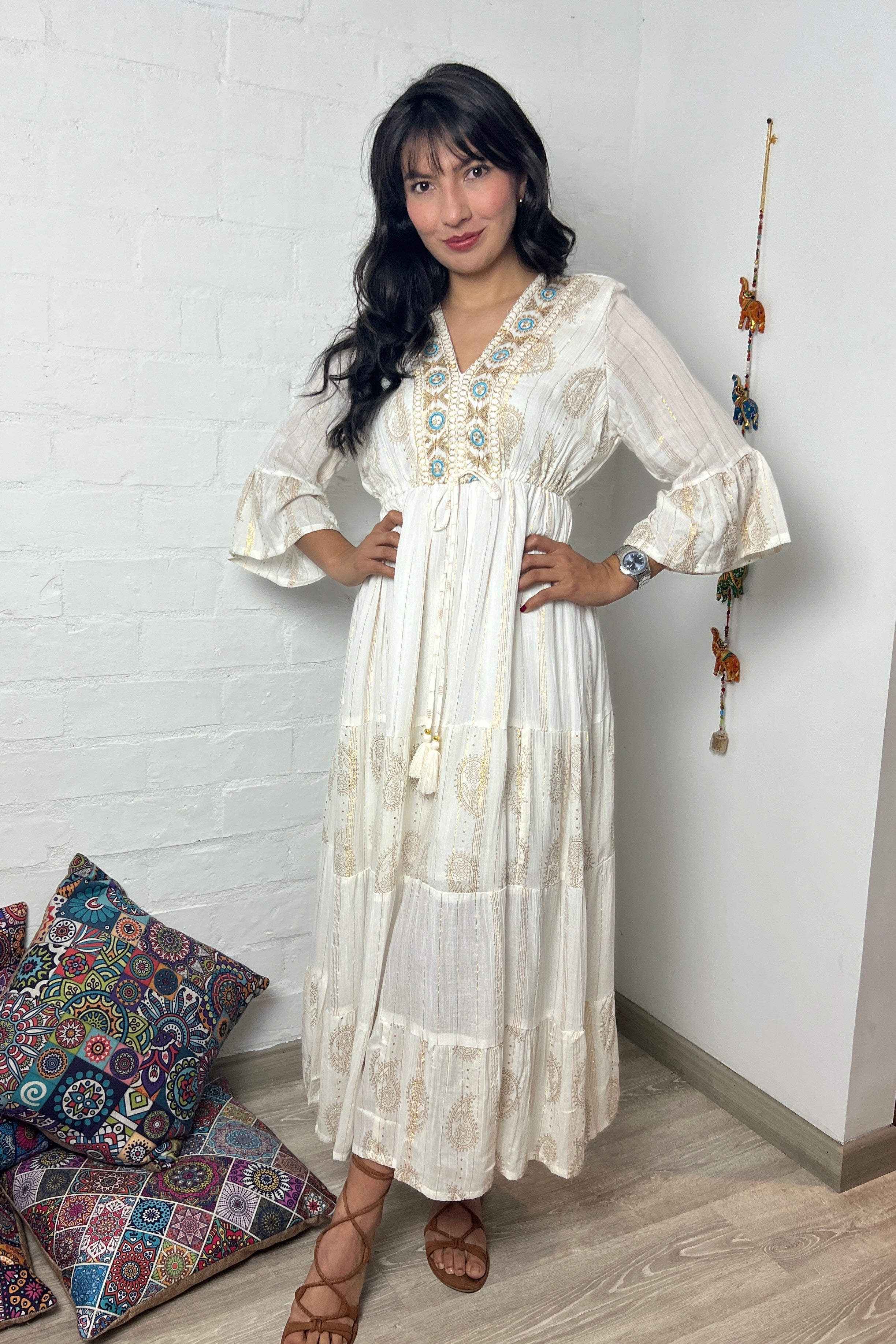 Vestido Kaftan Apliques Dorados - Seleno Shop