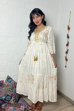 Vestido Kaftan Apliques Dorados - Seleno Shop