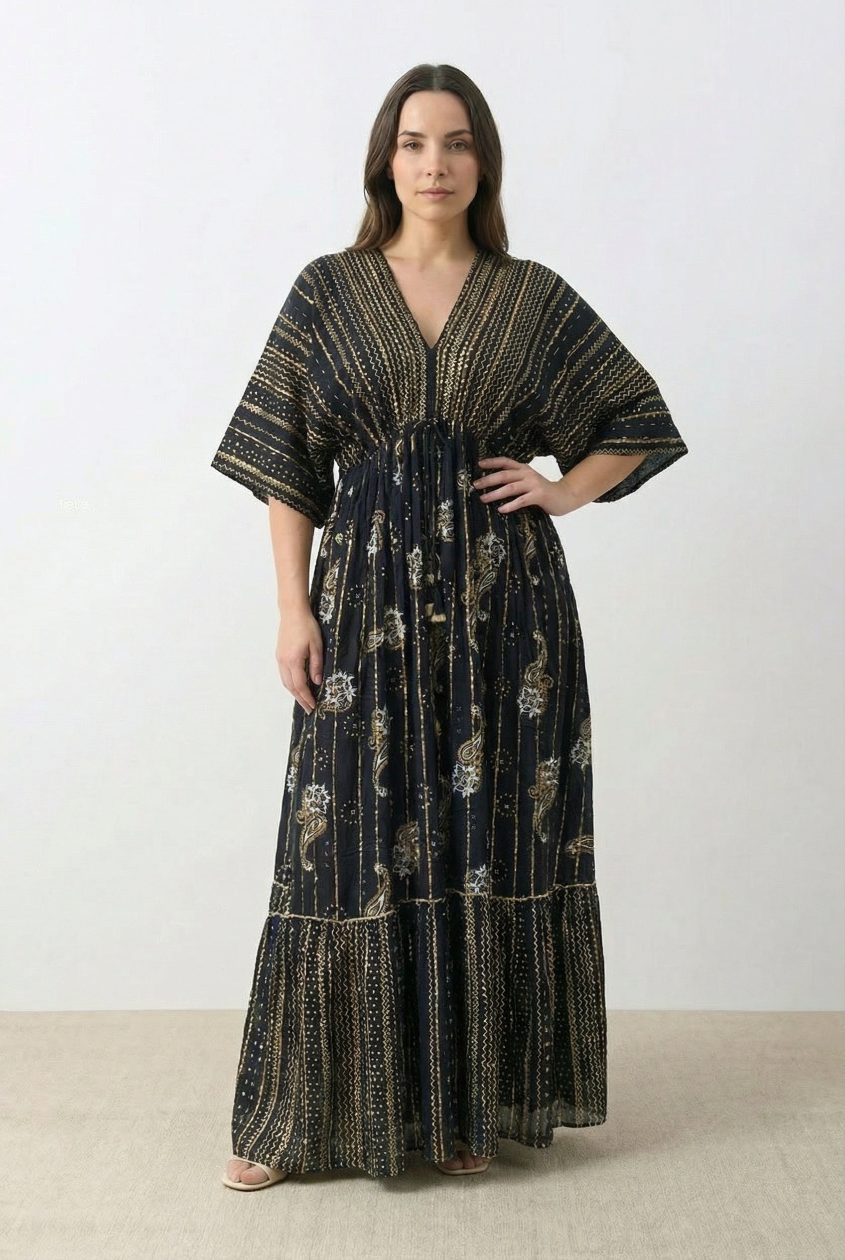 Vestido Kaftan Negro Dorado - Seleno Shop